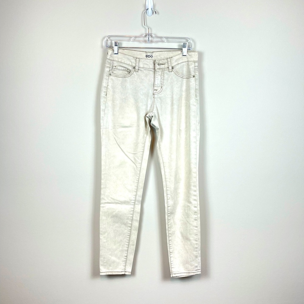 BDG Twig Rise White Wash Skinny Ankle Jeans